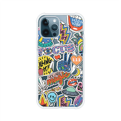 Funda para iPhone con diseño de stickers coloridos con frases motivacionales y energías positivas – Remark Mx