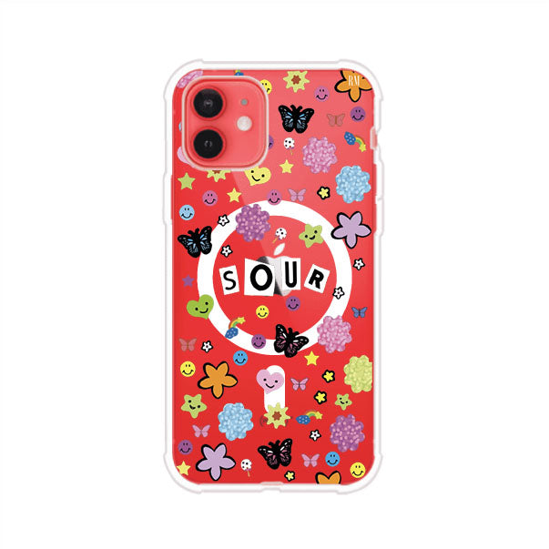 Funda para iPhone inspirada en el álbum Sour de Olivia Rodrigo. Diseño con stickers de mariposas, caritas felices, flores y estrellas. Estilo aesthetic, juvenil y divertido. Producto de Remark Mx