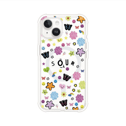 Funda para iPhone inspirada en el álbum Sour de Olivia Rodrigo. Diseño con stickers de mariposas, caritas felices, flores y estrellas. Estilo aesthetic, juvenil y divertido. Producto de Remark Mx