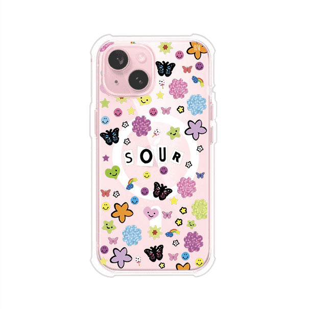 Funda para iPhone inspirada en el álbum Sour de Olivia Rodrigo. Diseño con stickers de mariposas, caritas felices, flores y estrellas. Estilo aesthetic, juvenil y divertido. Producto de Remark Mx