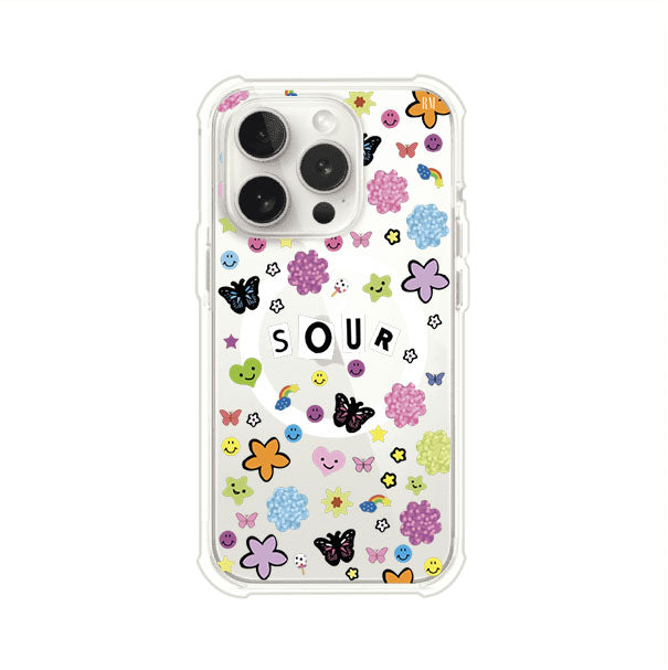 Funda para iPhone inspirada en el álbum Sour de Olivia Rodrigo. Diseño con stickers de mariposas, caritas felices, flores y estrellas. Estilo aesthetic, juvenil y divertido. Producto de Remark Mx