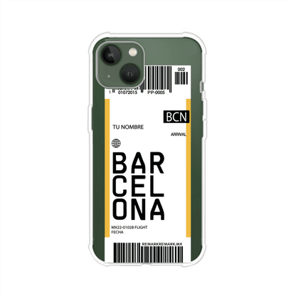 Funda personalizada estilo pase de abordar con diseño de Barcelona y código BCN, personalizable con nombre y datos de vuelo; producto de Remark MX para iPhone