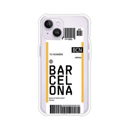 Funda personalizada estilo pase de abordar con diseño de Barcelona y código BCN, personalizable con nombre y datos de vuelo; producto de Remark MX para iPhone