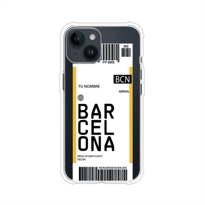 Funda personalizada estilo pase de abordar con diseño de Barcelona y código BCN, personalizable con nombre y datos de vuelo; producto de Remark MX para iPhone