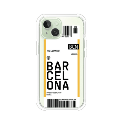 Funda personalizada estilo pase de abordar con diseño de Barcelona y código BCN, personalizable con nombre y datos de vuelo; producto de Remark MX para iPhone