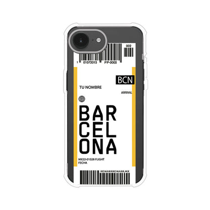Funda personalizada estilo pase de abordar con diseño de Barcelona y código BCN, personalizable con nombre y datos de vuelo; producto de Remark MX para iPhone