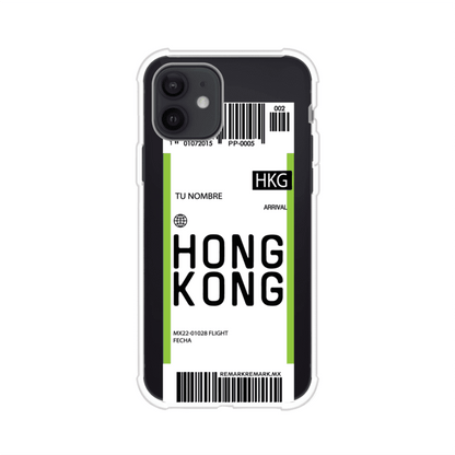 Funda personalizada estilo pase de abordar con diseño de Hong Kong y código HKG, personalizable con nombre y datos de vuelo; producto de Remark MX para iPhone