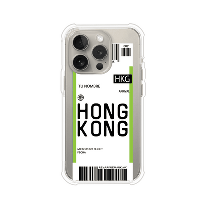 Funda personalizada estilo pase de abordar con diseño de Hong Kong y código HKG, personalizable con nombre y datos de vuelo; producto de Remark MX para iPhone