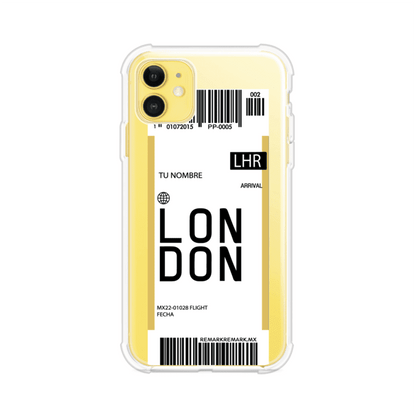 Funda personalizada estilo pase de abordar con diseño de Londres y código LHR, personalizable con nombre y datos de vuelo; producto de Remark MX para iPhone
