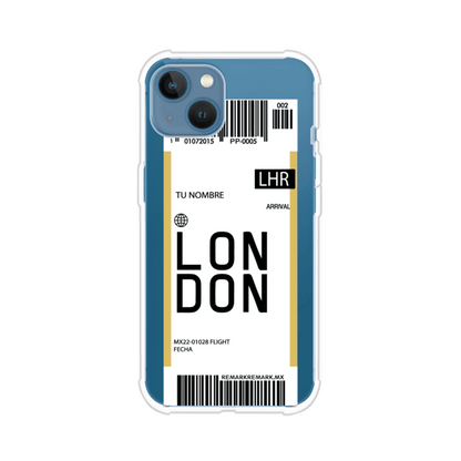 Funda personalizada estilo pase de abordar con diseño de Londres y código LHR, personalizable con nombre y datos de vuelo; producto de Remark MX para iPhone