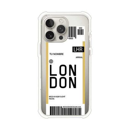 Funda personalizada estilo pase de abordar con diseño de Londres y código LHR, personalizable con nombre y datos de vuelo; producto de Remark MX para iPhone