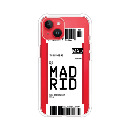 Funda personalizada estilo pase de abordar con diseño de Madrid y código MAD, personalizable con nombre y datos de vuelo; producto de Remark MX para iPhone