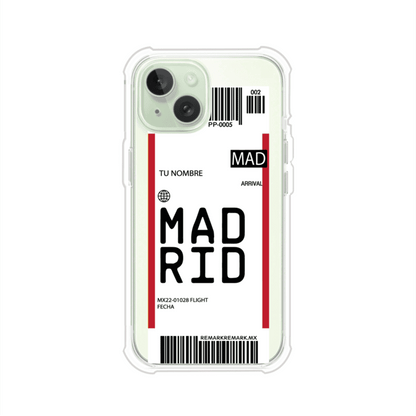 Funda personalizada estilo pase de abordar con diseño de Madrid y código MAD, personalizable con nombre y datos de vuelo; producto de Remark MX para iPhone