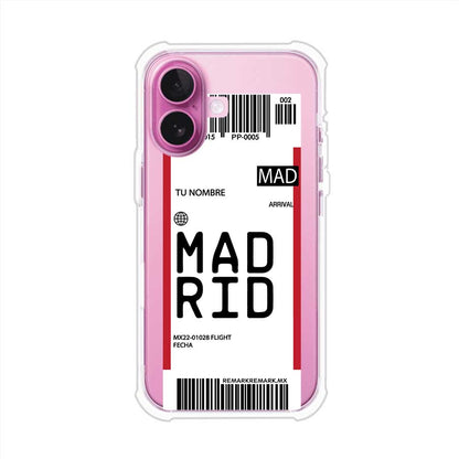 Funda personalizada estilo pase de abordar con diseño de Madrid y código MAD, personalizable con nombre y datos de vuelo; producto de Remark MX para iPhone
