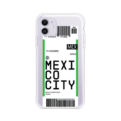 Funda personalizada estilo pase de abordar con diseño de Mexico y código MEX, personalizable con nombre y datos de vuelo; producto de Remark MX para iPhone