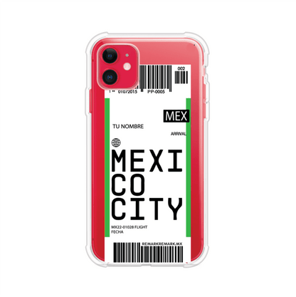 Funda personalizada estilo pase de abordar con diseño de Mexico y código MEX, personalizable con nombre y datos de vuelo; producto de Remark MX para iPhone