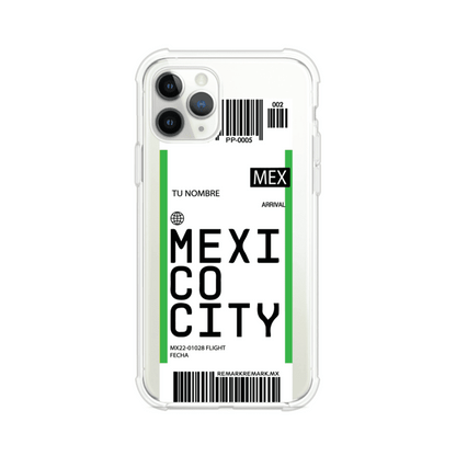Funda personalizada estilo pase de abordar con diseño de Mexico y código MEX, personalizable con nombre y datos de vuelo; producto de Remark MX para iPhone