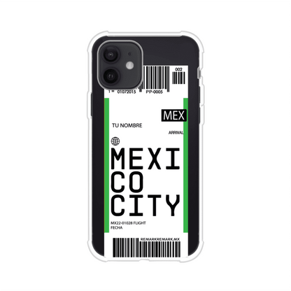 Funda personalizada estilo pase de abordar con diseño de Mexico y código MEX, personalizable con nombre y datos de vuelo; producto de Remark MX para iPhone