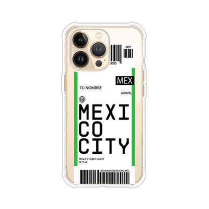 Funda personalizada estilo pase de abordar con diseño de Mexico y código MEX, personalizable con nombre y datos de vuelo; producto de Remark MX para iPhone