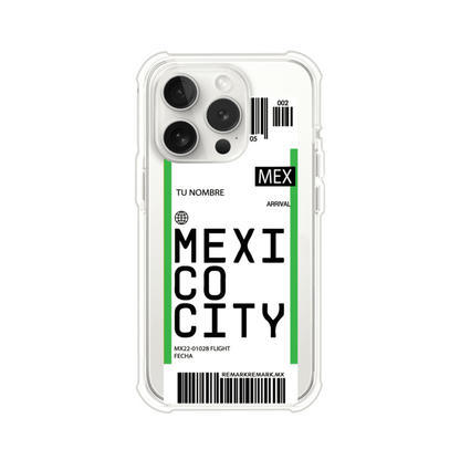 Funda personalizada estilo pase de abordar con diseño de Mexico y código MEX, personalizable con nombre y datos de vuelo; producto de Remark MX para iPhone