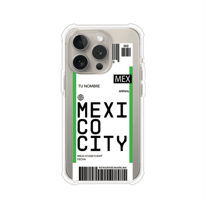 Funda personalizada estilo pase de abordar con diseño de Mexico y código MEX, personalizable con nombre y datos de vuelo; producto de Remark MX para iPhone