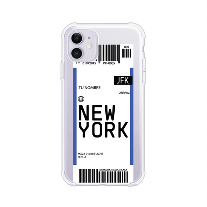 Funda personalizada estilo pase de abordar con diseño de Nueva York y código JFK, personalizable con nombre y datos de vuelo; producto de Remark MX para iPhone