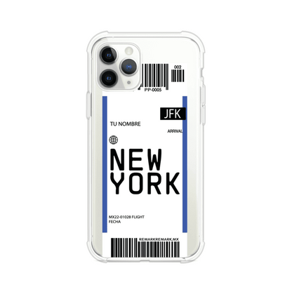 Funda personalizada estilo pase de abordar con diseño de Nueva York y código JFK, personalizable con nombre y datos de vuelo; producto de Remark MX para iPhone