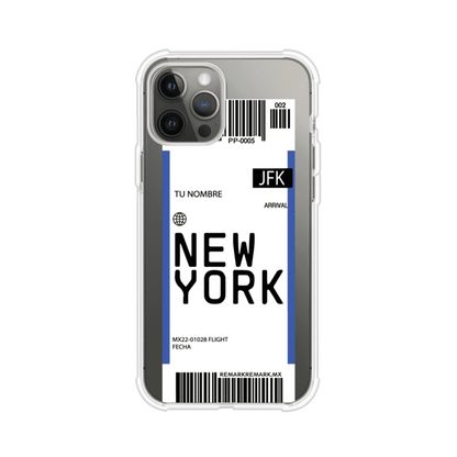 Funda personalizada estilo pase de abordar con diseño de Nueva York y código JFK, personalizable con nombre y datos de vuelo; producto de Remark MX para iPhone