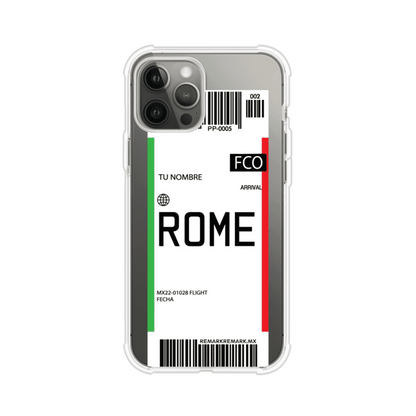Funda personalizada estilo pase de abordar con diseño de Roma y código FCO, personalizable con nombre y datos de vuelo; producto de Remark MX para iPhone