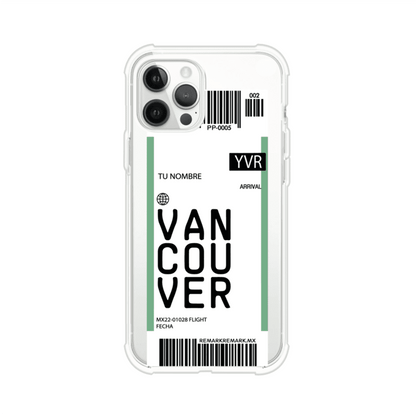 Funda personalizada estilo pase de abordar con diseño de Vancouver y código YVR, personalizable con nombre y datos de vuelo; producto de Remark MX para iPhone