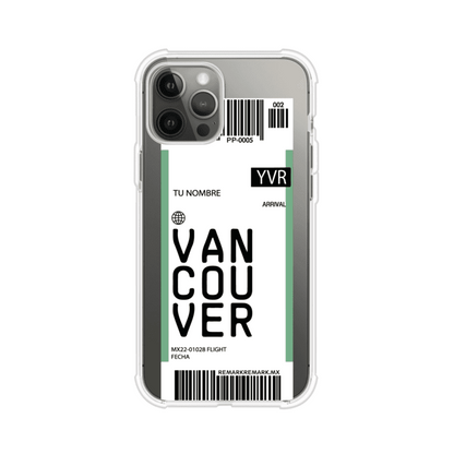 Funda personalizada estilo pase de abordar con diseño de Vancouver y código YVR, personalizable con nombre y datos de vuelo; producto de Remark MX para iPhone