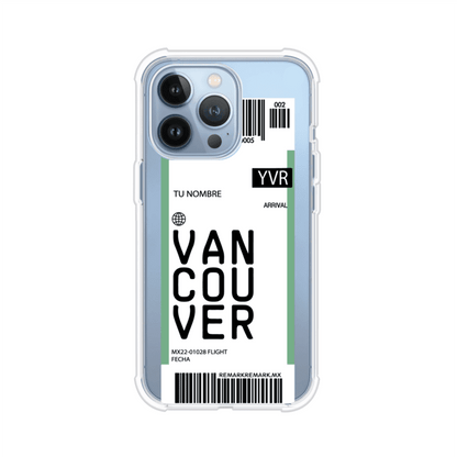 Funda personalizada estilo pase de abordar con diseño de Vancouver y código YVR, personalizable con nombre y datos de vuelo; producto de Remark MX para iPhone