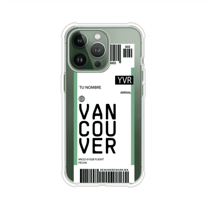 Funda personalizada estilo pase de abordar con diseño de Vancouver y código YVR, personalizable con nombre y datos de vuelo; producto de Remark MX para iPhone