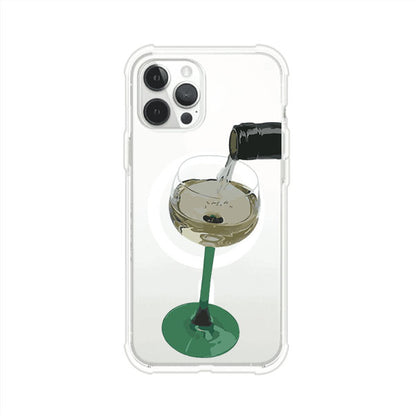 Funda personalizada para iPhone con ilustración de un dirty martini siendo servido en una copa. Diseño elegante y moderno para amantes de los cócteles. Producto de Remark MX