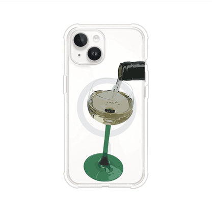 Funda personalizada para iPhone con ilustración de un dirty martini siendo servido en una copa. Diseño elegante y moderno para amantes de los cócteles. Producto de Remark MX