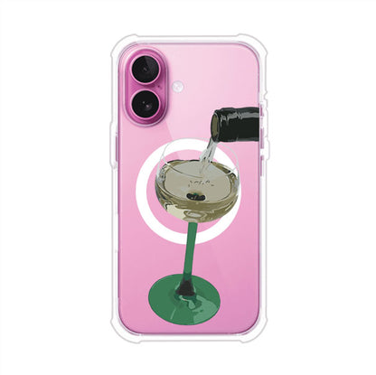 Funda personalizada para iPhone con ilustración de un dirty martini siendo servido en una copa. Diseño elegante y moderno para amantes de los cócteles. Producto de Remark MX