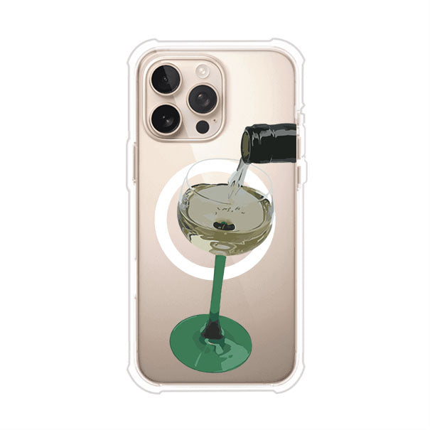 Funda personalizada para iPhone con ilustración de un dirty martini siendo servido en una copa. Diseño elegante y moderno para amantes de los cócteles. Producto de Remark MX