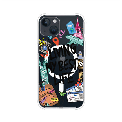 Funda personalizada para iPhone con frase 'Living My Best Life' y diseño de elementos viajeros como maletas, torre Eiffel, Big Ben y boletos de avión; producto de Remark MX